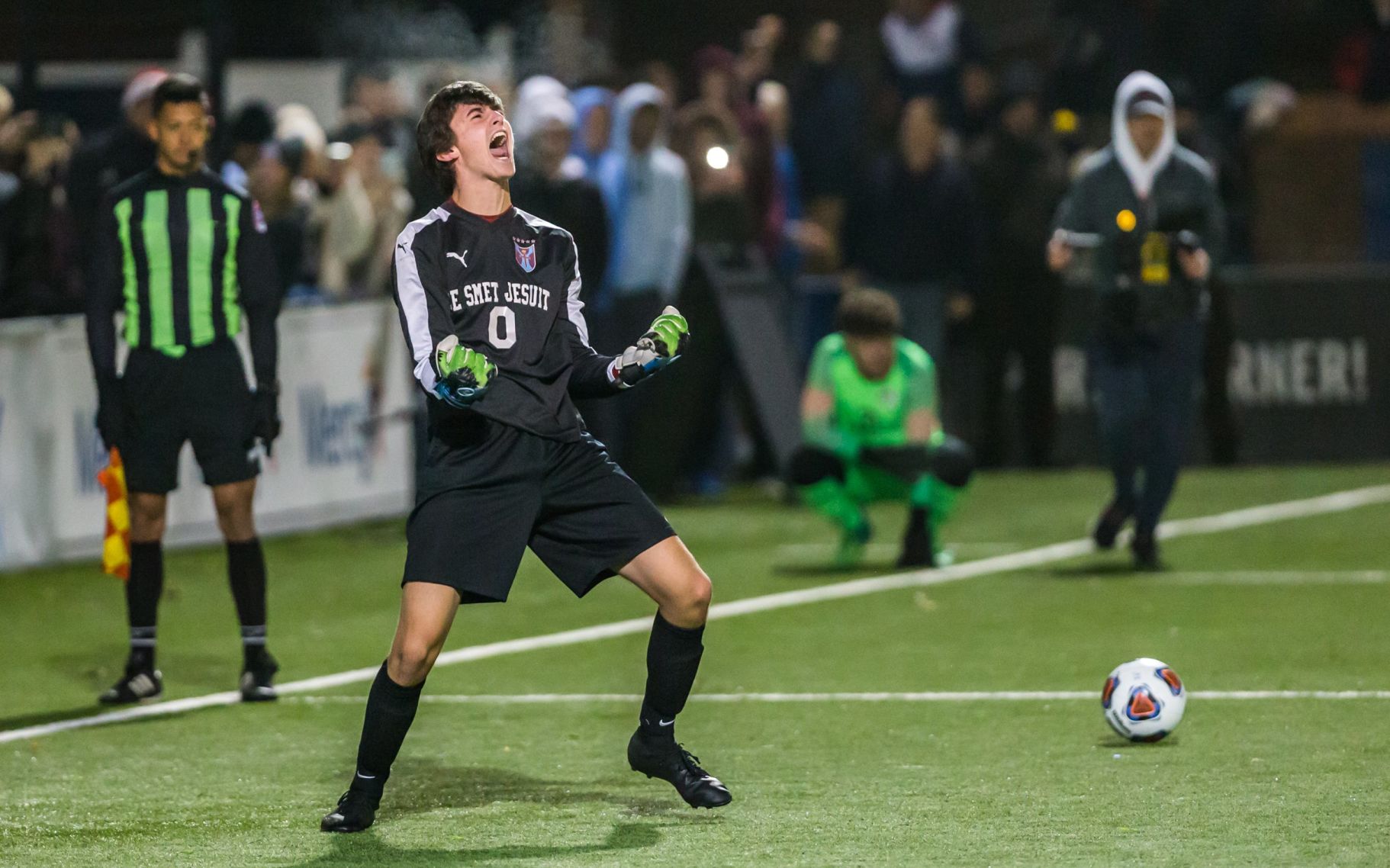 Class 4 state championship: De Smet 1, Lee's Summit 0 (PKs)